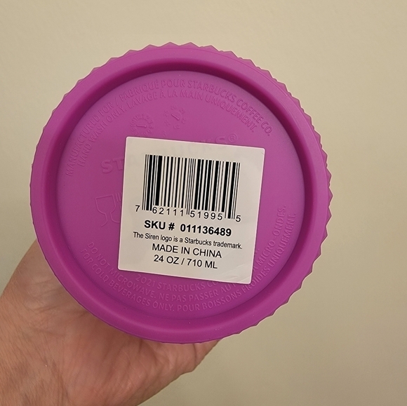 NWT Starbucks 2022 LATAM Matte Studded Venti Tumbler - Picture 5 of 5